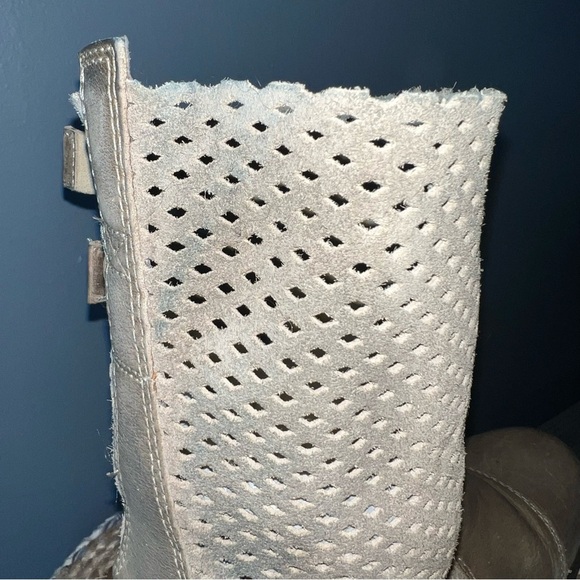 Sorel Major Pull On Distressed Leather Boots - Picture 7 of 13